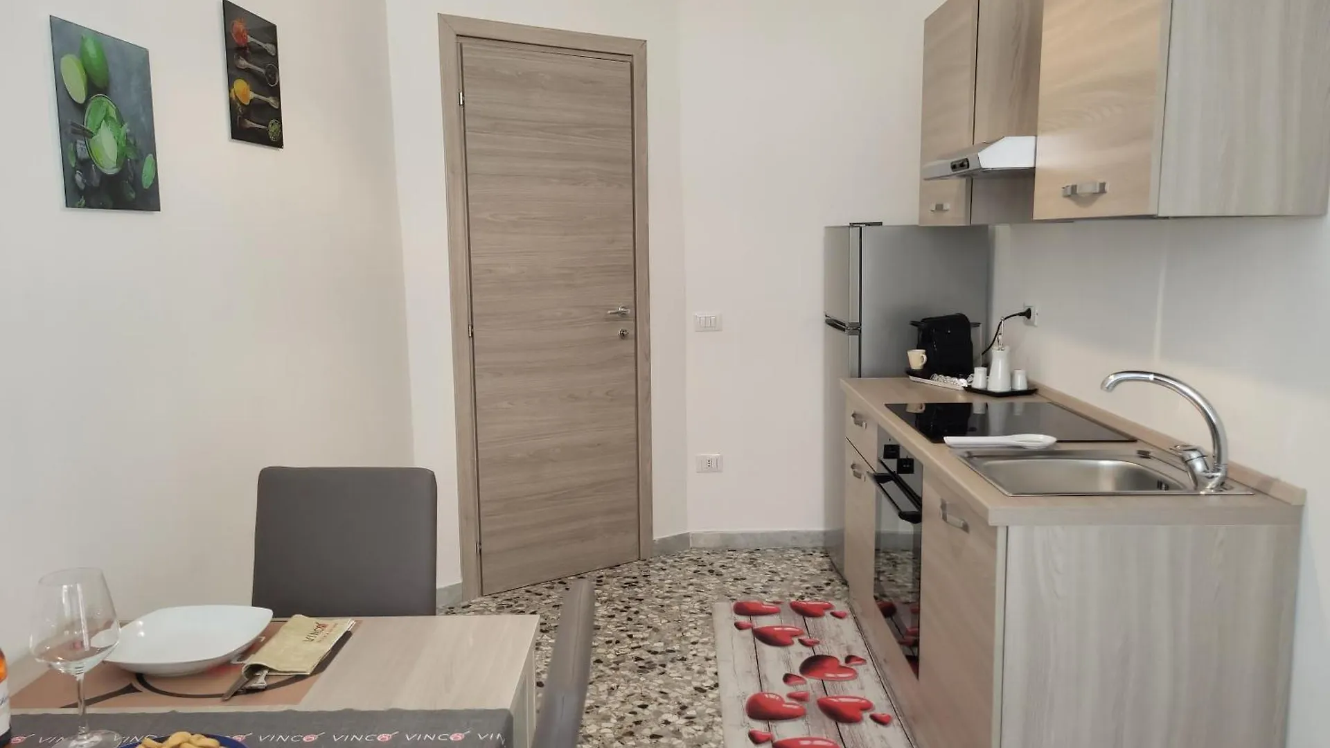 Garibaldi Square Apartment Bari