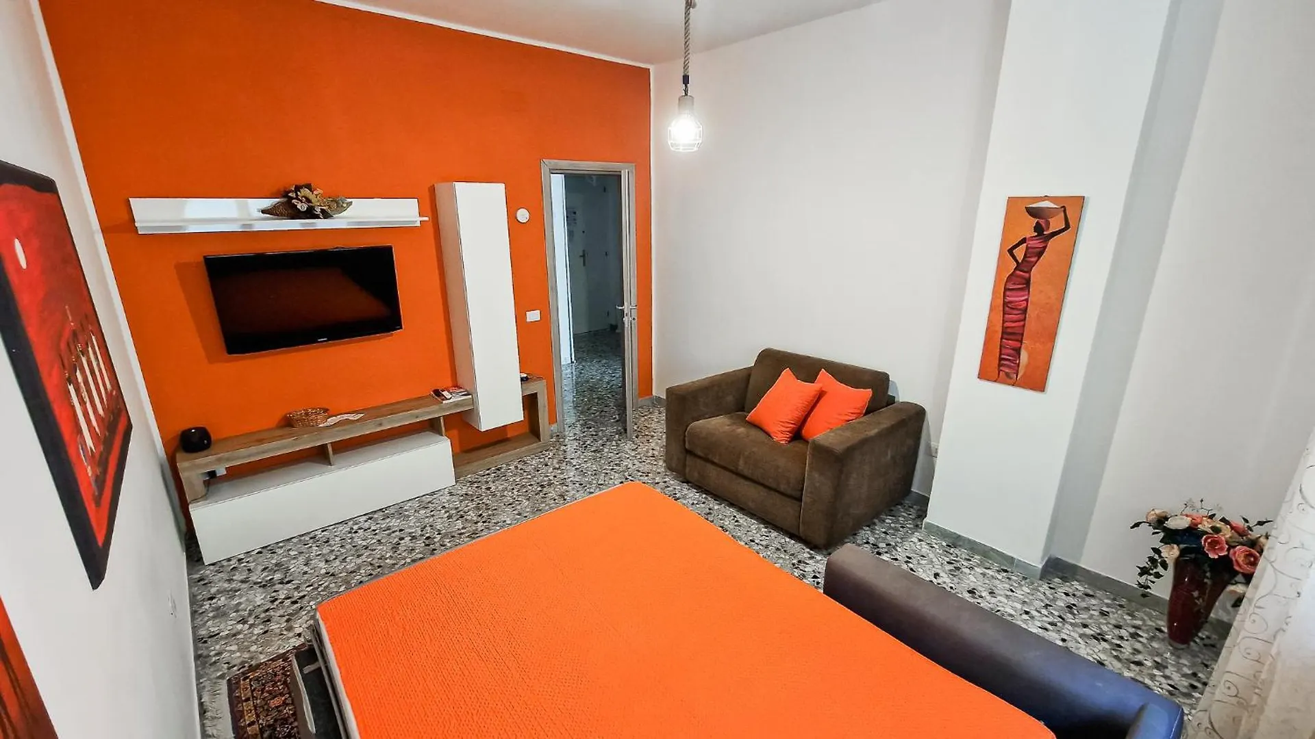 Garibaldi Square Apartment Bari