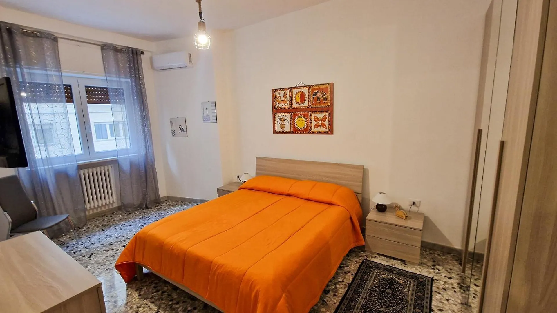 Garibaldi Square Apartment Bari